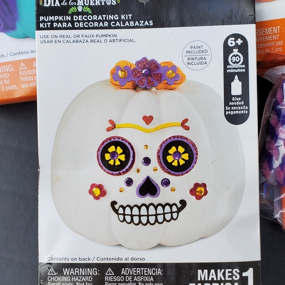 Halloween Craft Kits - Picture 2 of 11